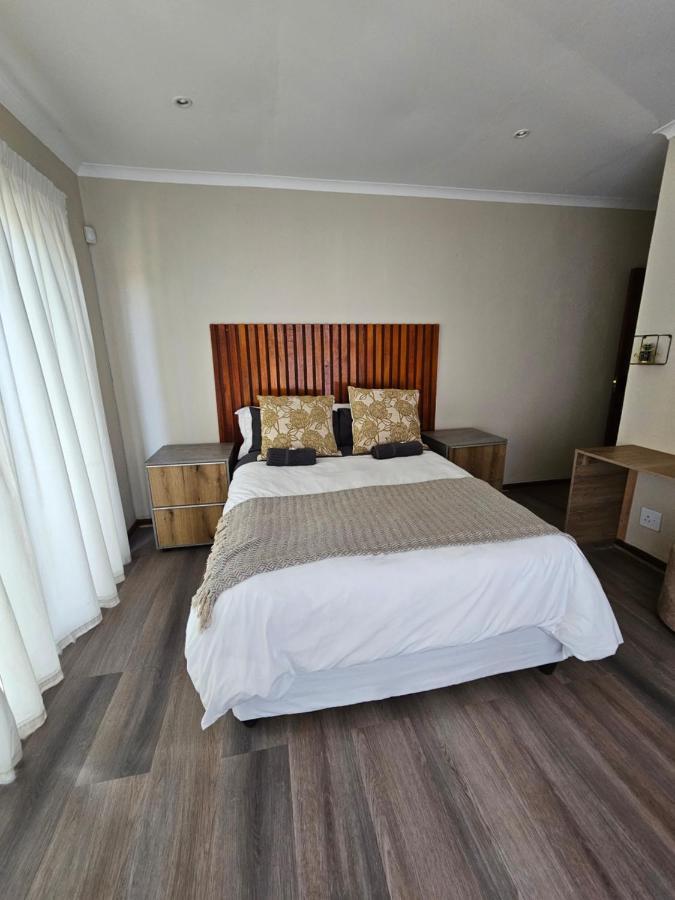 Pine View Guesthouse Graskop Extérieur photo