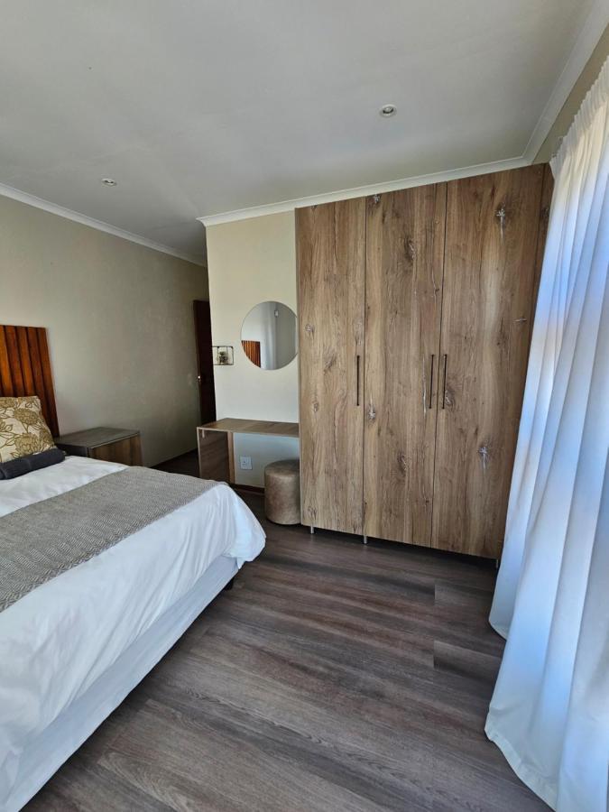 Pine View Guesthouse Graskop Extérieur photo