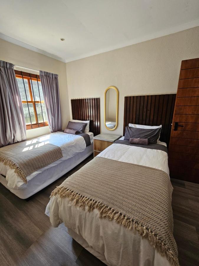 Pine View Guesthouse Graskop Extérieur photo